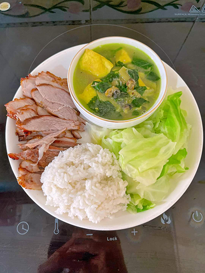 Suất ăn công nghiệp Tùng Anh - Suất Ăn Công Nghiệp Tùng Anh - Công Ty TNHH Cung Cấp Thực Phẩm Và Dịch Vụ Ăn Uống Tùng Anh