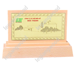 Kỷ niệm chương gỗ - Đồ Gỗ Gia Dụng Lê Giang - Công Ty TNHH Chế Biến Gỗ Lê Giang