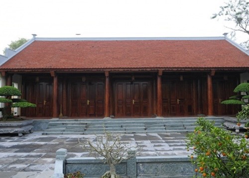 Nhà gỗ 5 gian