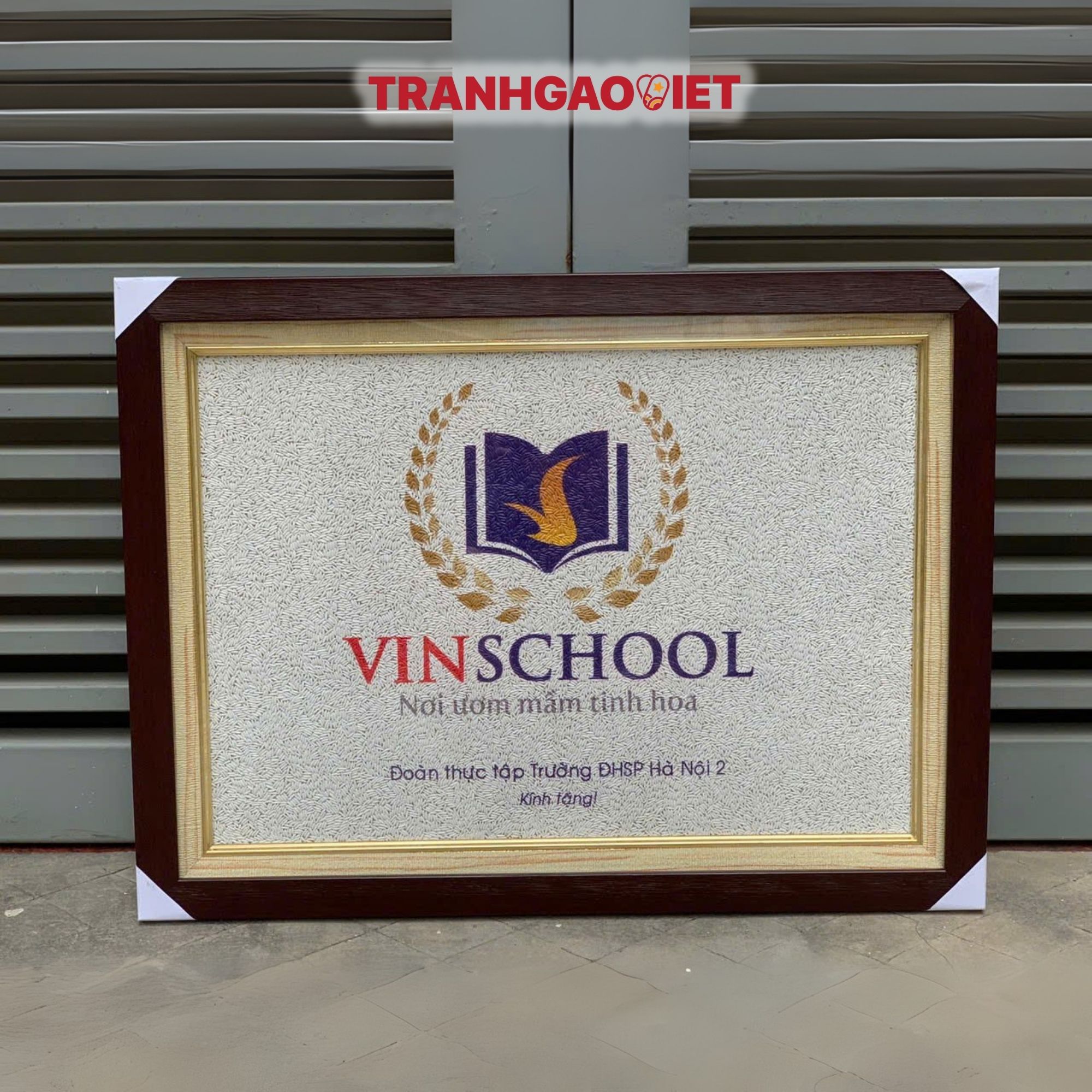 Tranh gạo logo trường Vinschool - Tranh Gạo Việt - Công Ty TNHH Sản Xuất Và Thương Mại Tranh Đại Việt