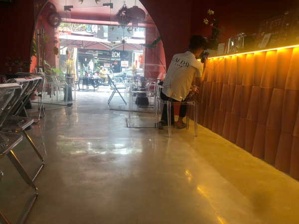 Mài nền phủ bóng sàn