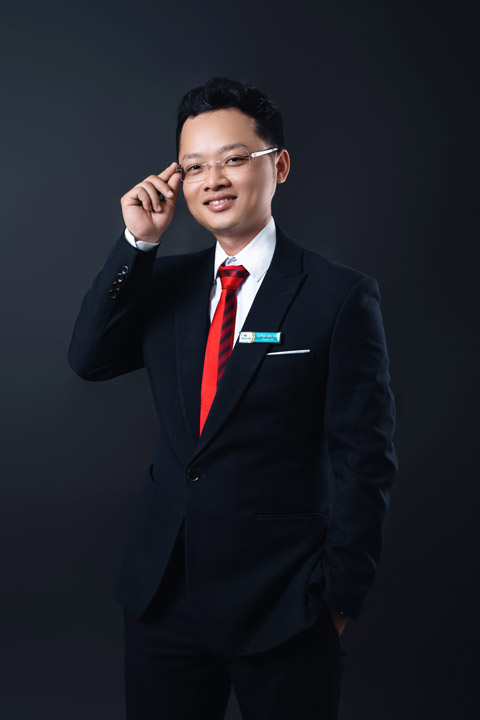 Ông Huỳnh Văn Tươi - Phó giám đốc