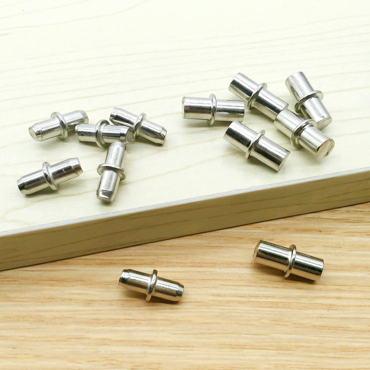 Chốt 5x20 - Phụ Kiện Nội Thất  Sacom - Công Ty TNHH Thương Mại Dịch Vụ Quốc Tế Sacom