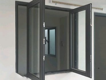 Cửa sổ mở quay 2 cánh Xingfa