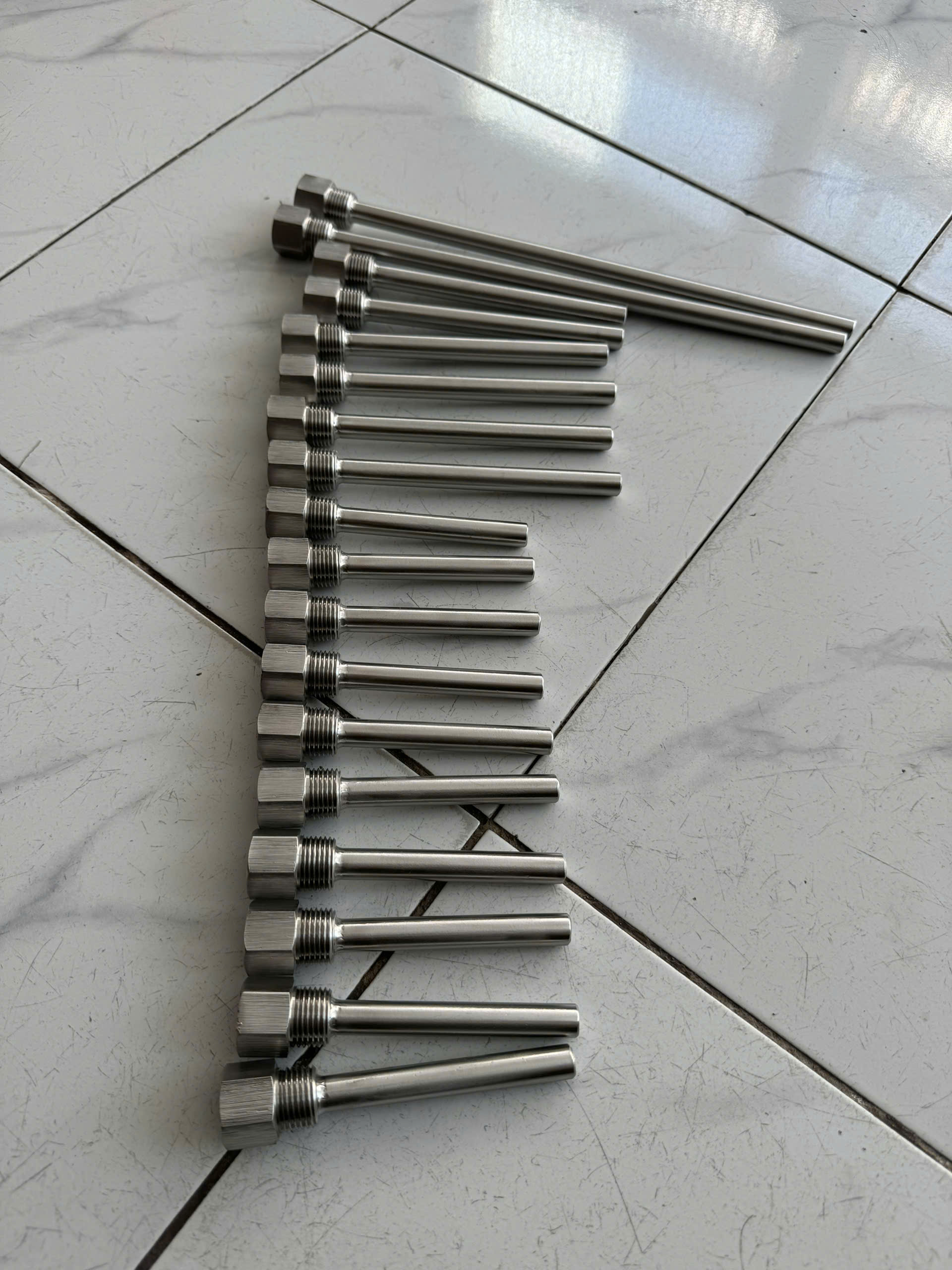 Chốt lõi thép - Công Ty TNHH Công Nghiệp Thermoway Việt Nam