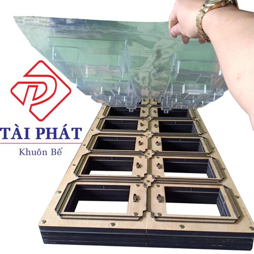 Khuôn dập định hình khay nhựa