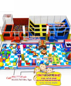 Nhà liên hoan kẹo lớn