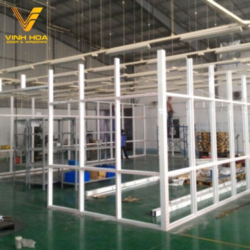 Vách ngăn nhôm kính hệ 1000 - Kính Vinh Hoa - Công Ty TNHH MTV Nhôm Kính Vinh Hoa