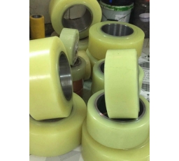 Bánh xe nâng - Xe Nâng Phúc Minh - Công Ty TNHH Thương Mại Dịch Vụ Kỹ Thuật Xe Nâng Phúc Minh
