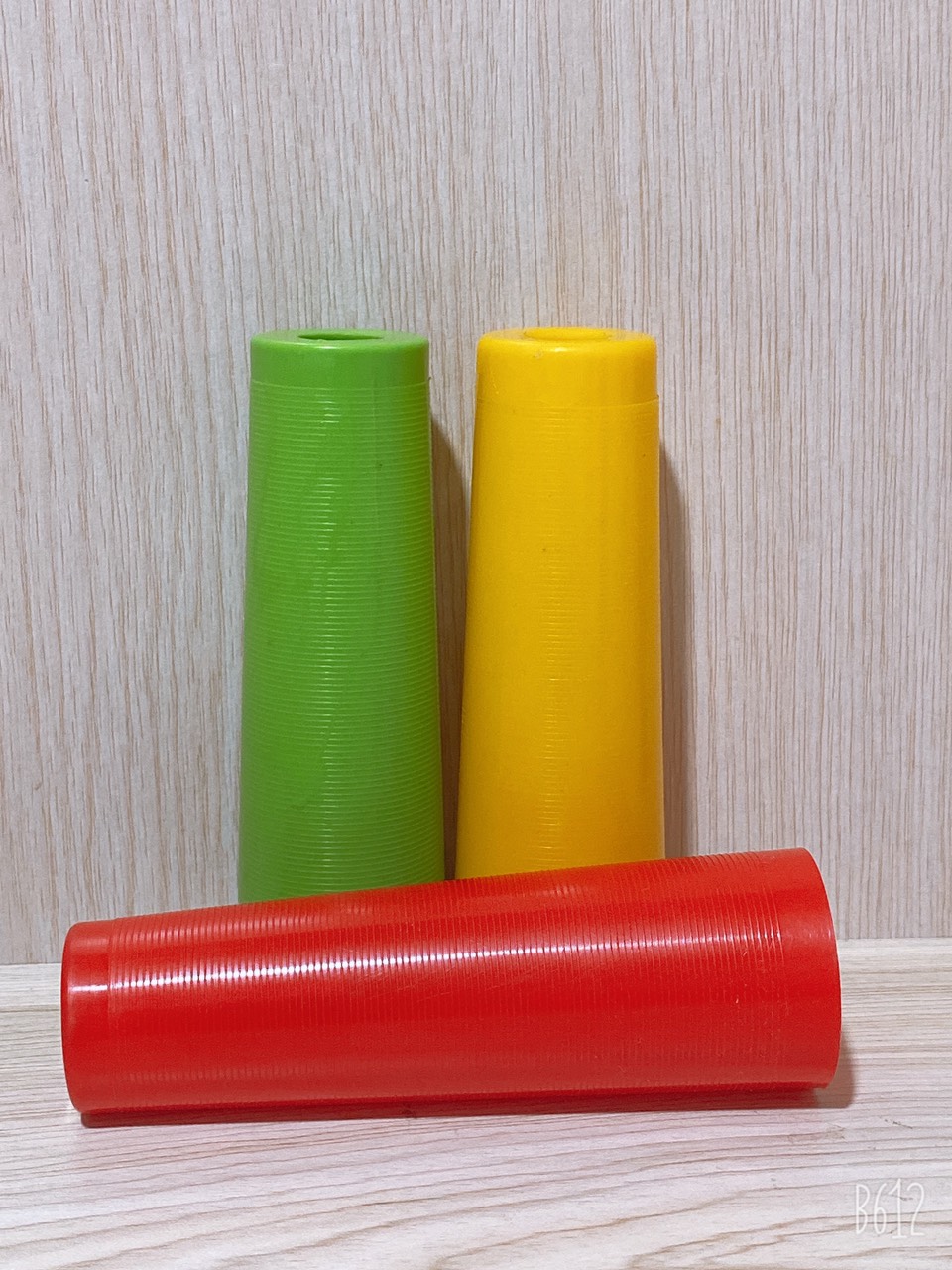 ống chỉ nhựa - Bao Bì Nhựa Kim Lộc Phát - Công Ty TNHH MTV Sản Xuất Thương Mại Kim Lộc Phát