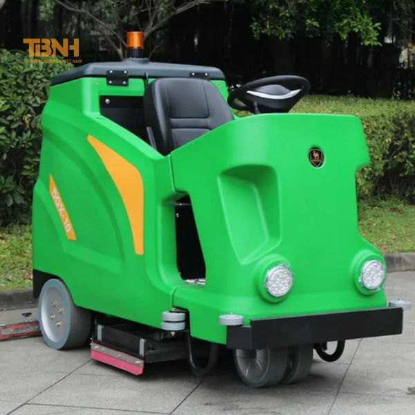 Máy chà sàn ngồi lái có mái, bề rộng làm sạch 1000mm