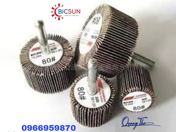 Nhám xếp trụ