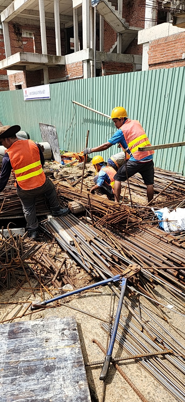 Thu mua phế liệu thép