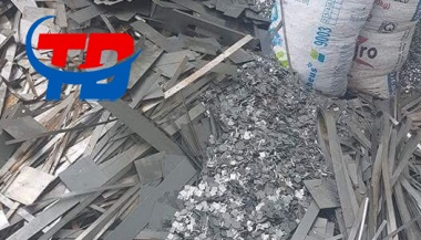 Thu mua phế liệu sắt thép vụn