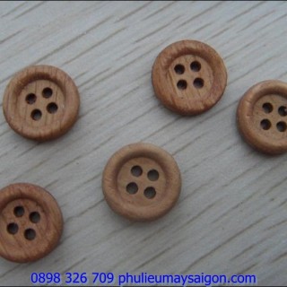 Nút áo bằng gỗ - Khuy Nút Cúc Sài Gòn - Công Ty TNHH Sản Xuất Và Thương Mại Phụ Liệu May Sài Gòn
