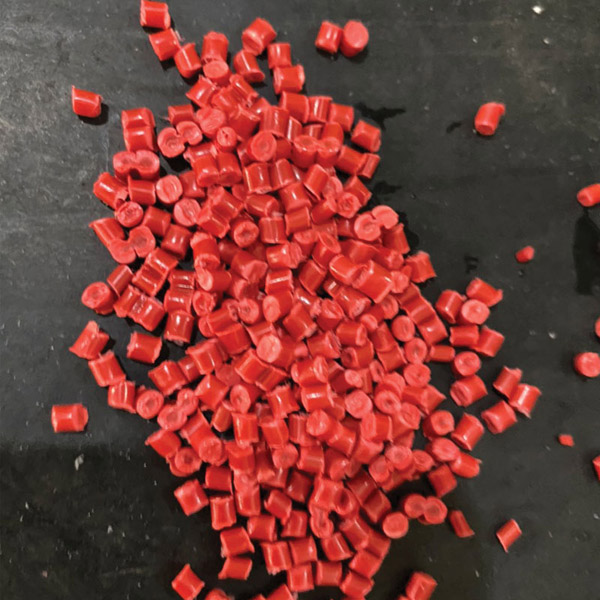 Hạt nhựa PP đỏ - Công Ty Cổ Phần Q.M.T - JP Plastic