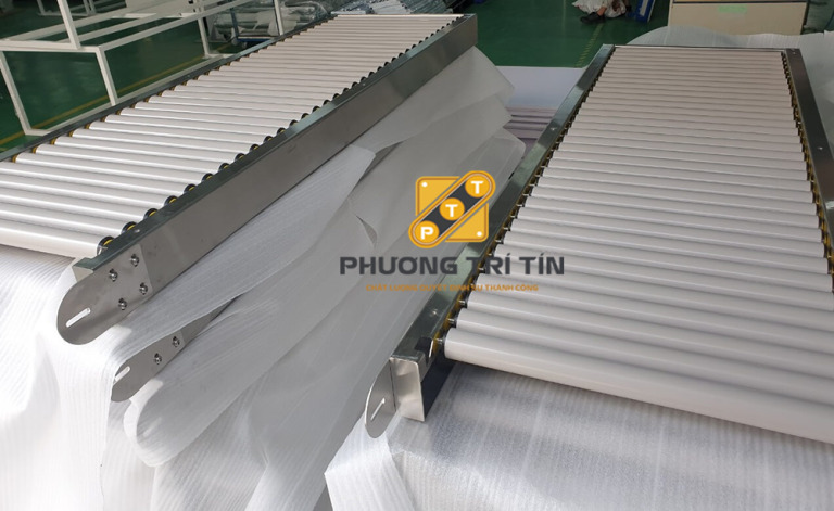 Con lăn nhựa - Băng Tải Phương Trí Tín - Công Ty TNHH Cơ Khí Chế Tạo Phương Trí Tín