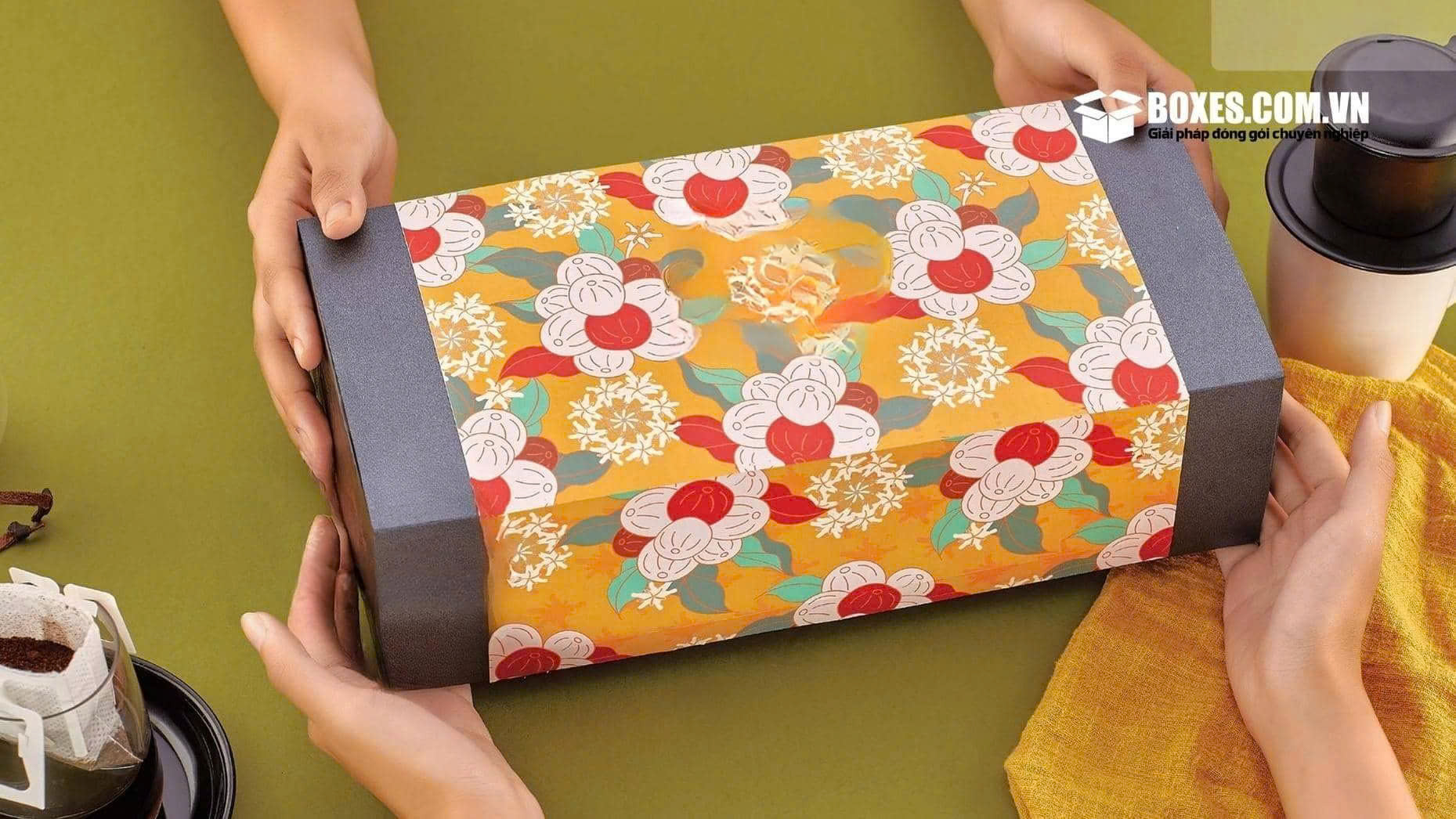 Hộp carton đựng quà - Công Ty Cổ Phần Xuất Nhập Khẩu Bao Bì Boxes Việt Nam