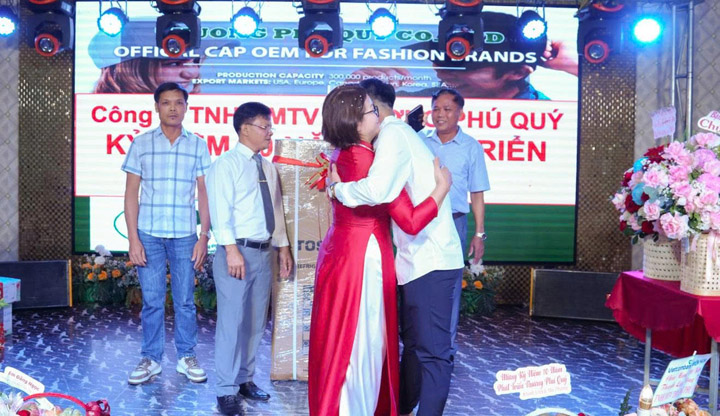 Lễ Kỷ Niệm 10 Năm Thành Lập Công Ty Thương Phú Quý