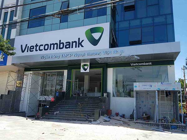 Hệ thống ngân hàng Vietcombank đã thi công - Thiết Kế In ấn Quảng Cáo Việt Đại Cát - Công Ty TNHH Một Thành Viên TM & DV Việt Đại Cát