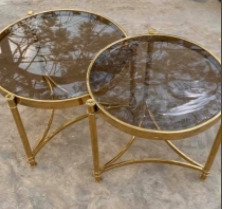 Bàn sắt