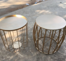 Bàn sắt