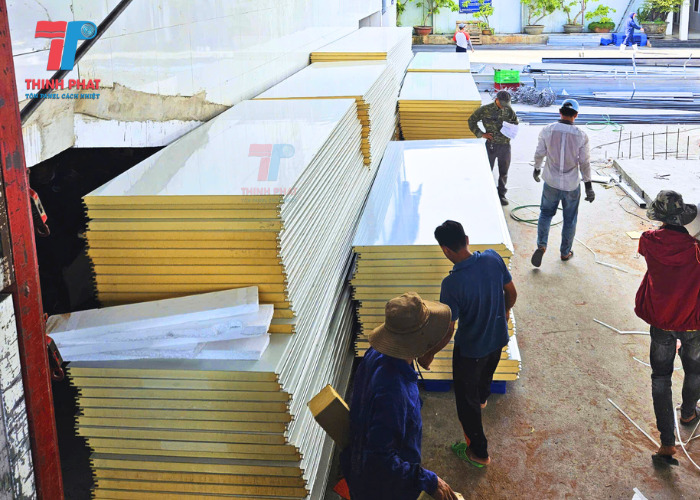 Vách Panel PU - Cách Nhiệt Thịnh Phát - Công Ty TNHH Cách Nhiệt Thịnh Phát