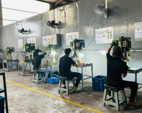 Máy chạy thử