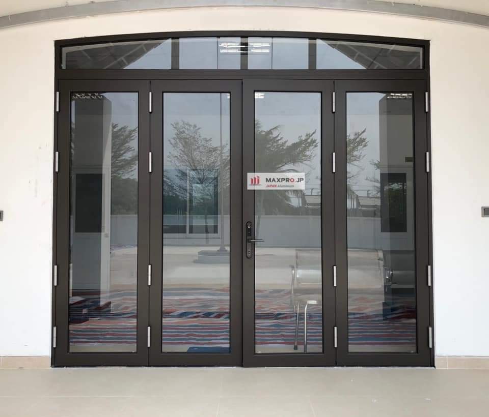 Cửa đi 4 cánh mở quay - Đức Phát Door - Công Ty TNHH Đức Phát Door
