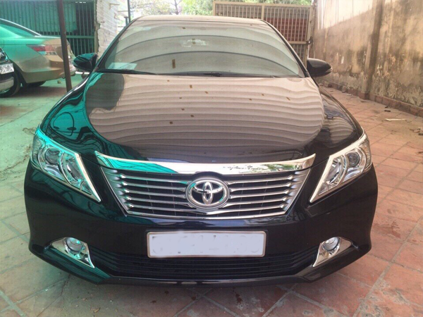 Xe Camry đen 2.5.0 - Dịch Vụ Mua Bán Xe Quý Phú Lâm - Công Ty TNHH MTV Quý Phú Lâm
