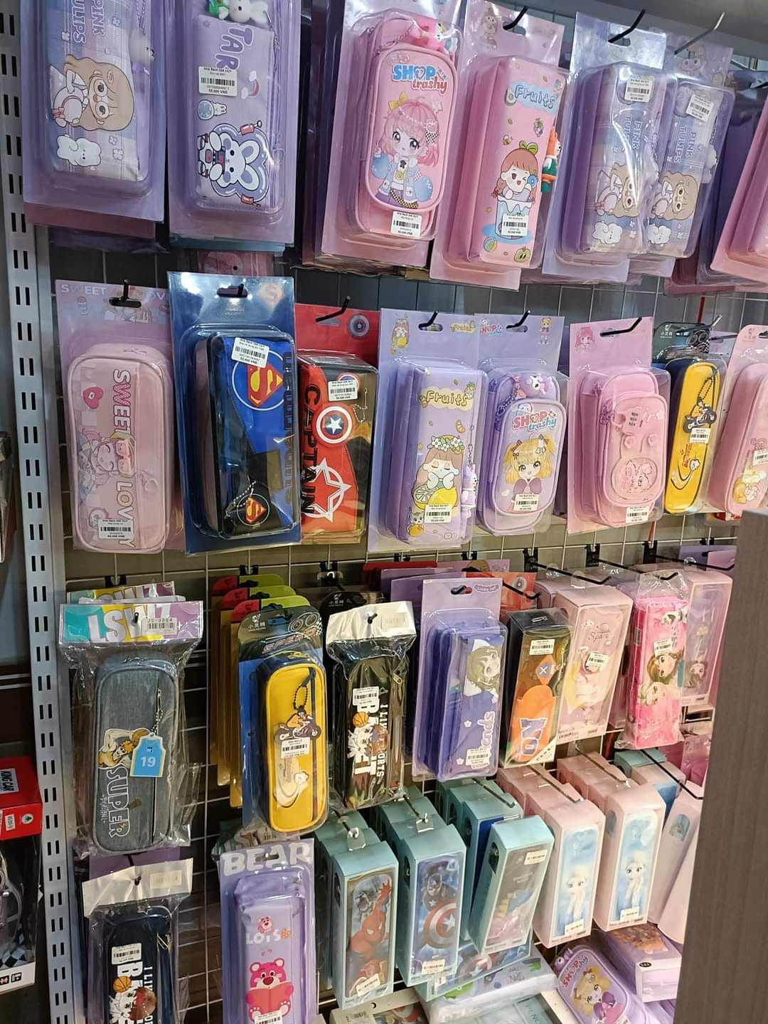 Đồ dùng học sinh