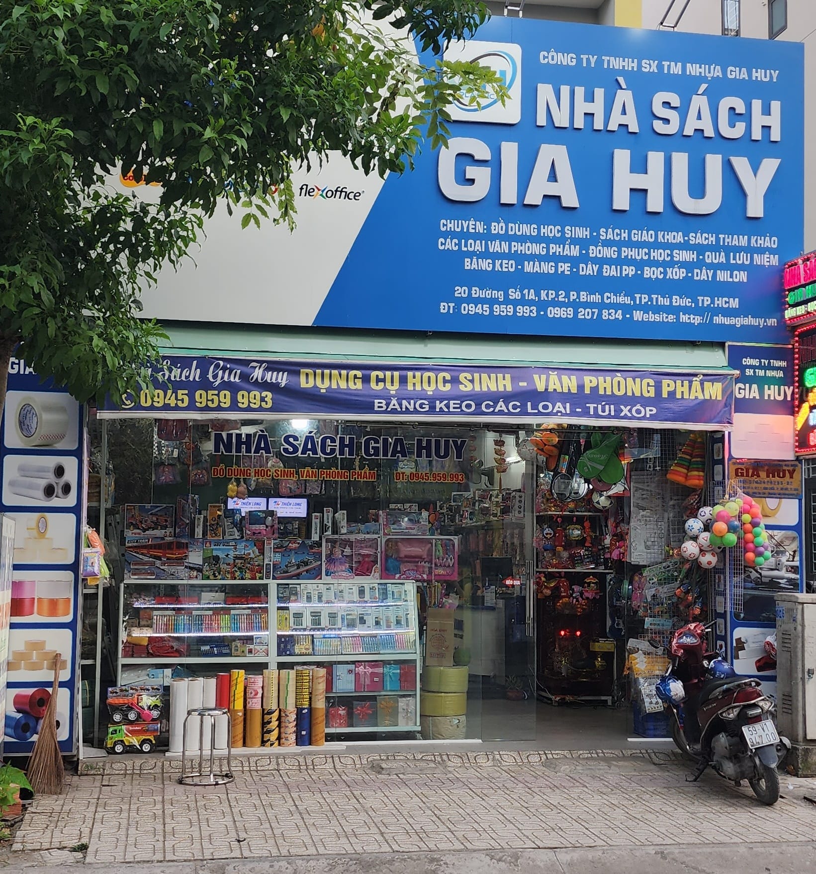 Nhà sách Gia Huy
