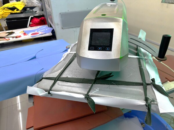 Máy ép nhiệt - May Đồng Phục Sao Mai - Công Ty TNHH Thương Mại Sao Mai