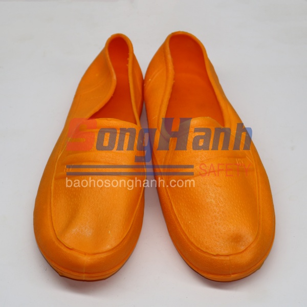 Sục nhựa bảo hộ - Bảo Hộ Lao Động Song Hành - Công Ty TNHH Thương Mại Dịch Vụ Bảo Hộ Lao Động Song Hành