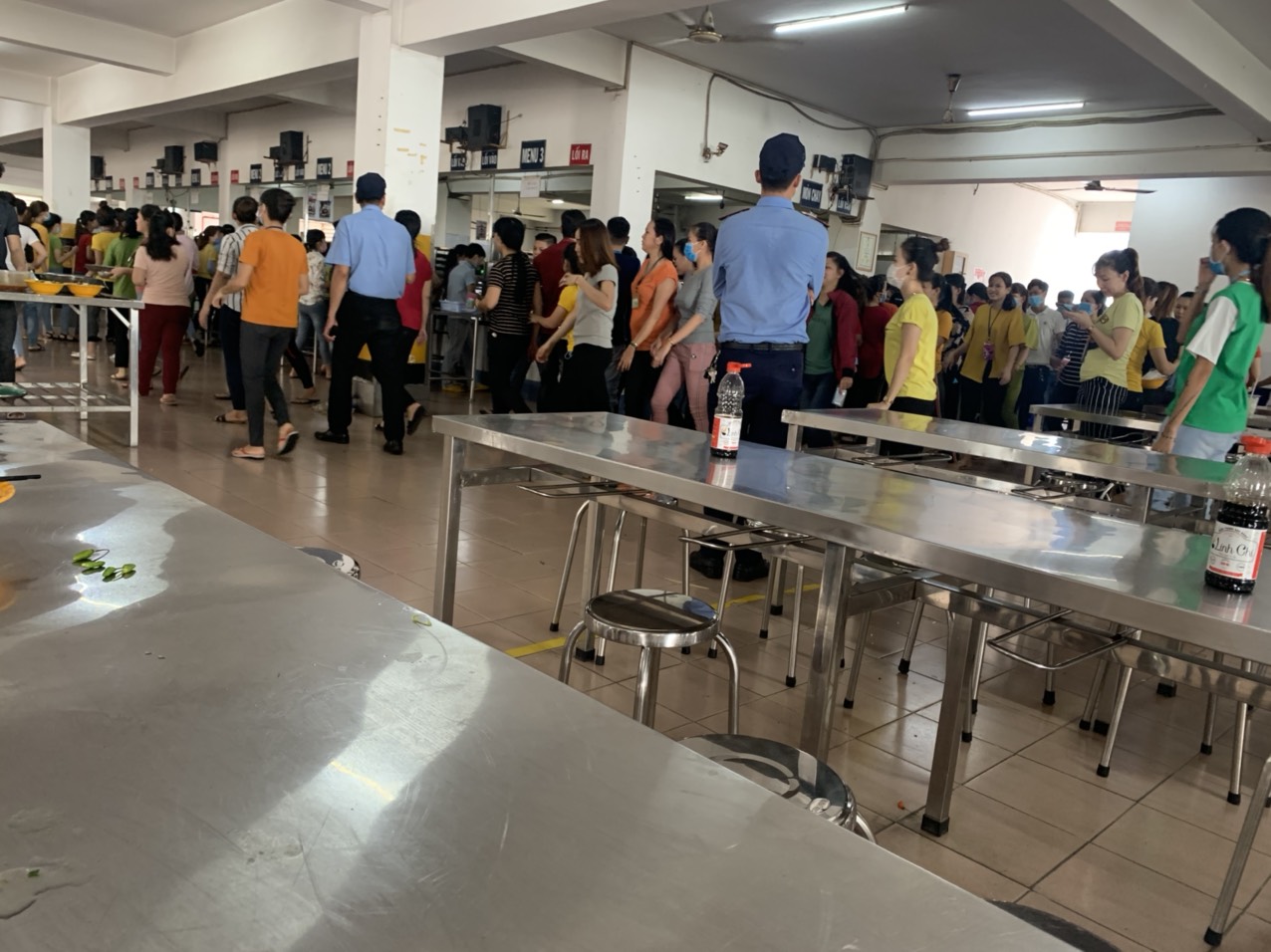 Dịch vụ cung cấp suất ăn công nghiệp