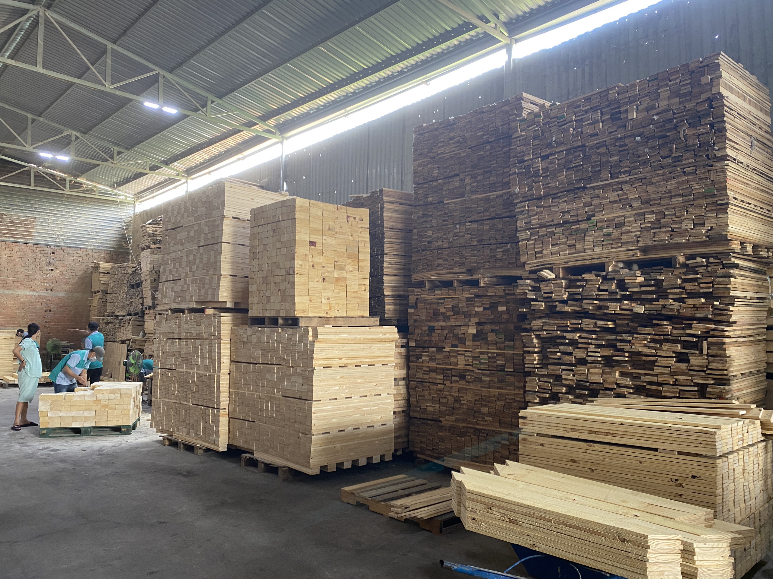 Pallet gỗ