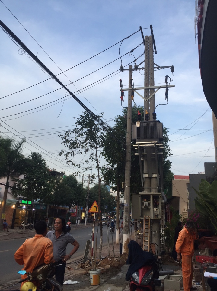 Di dời lưới điện Trung - Hạ thế - Thi Công Trạm Biến áp Phú Minh An - Công Ty TNHH Tư Vấn Xây Dựng Phú Minh An