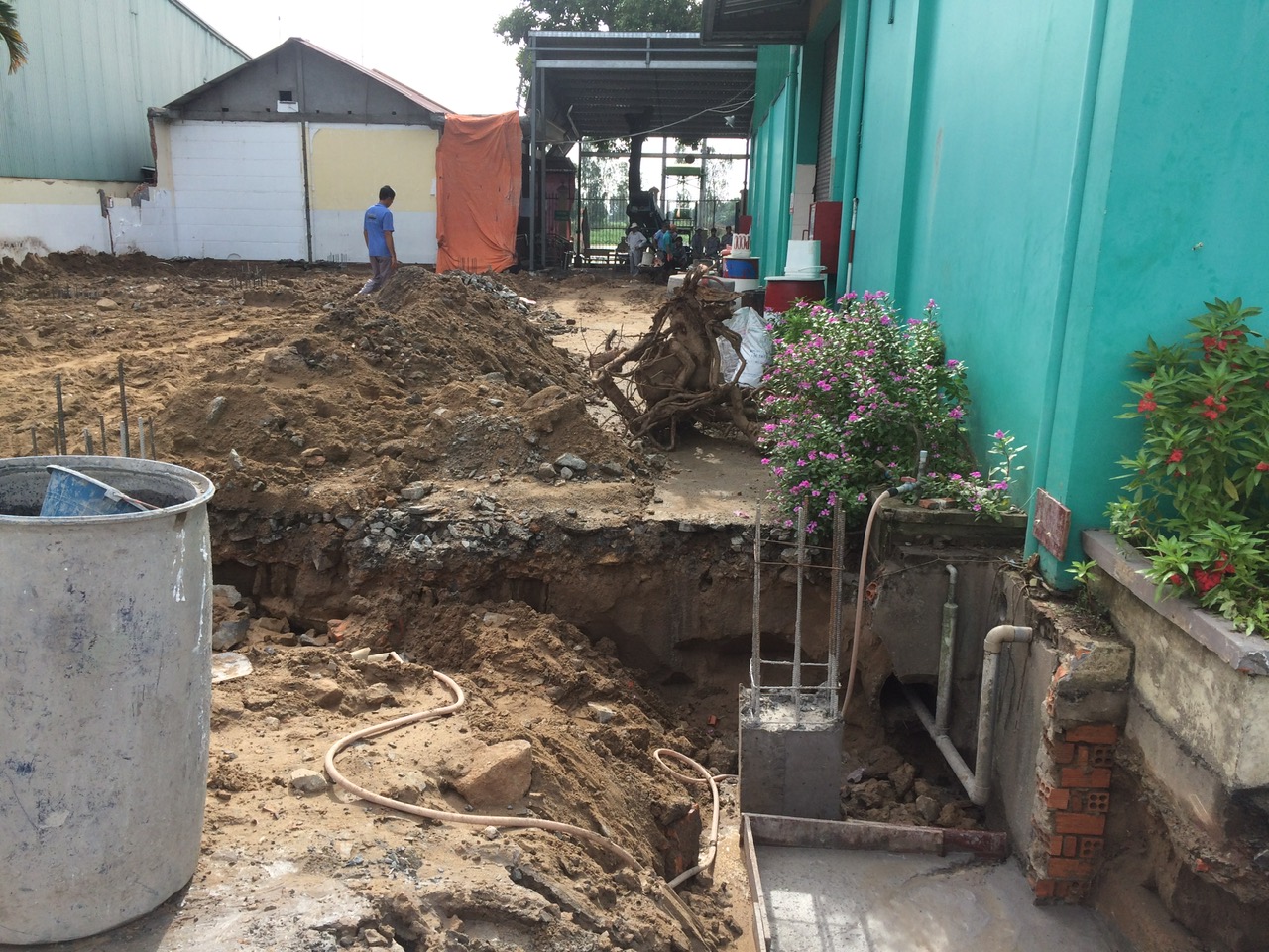 Thi công công trình nhà xưởng