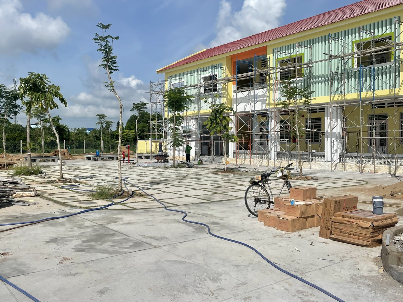 Thi công công trình trường học