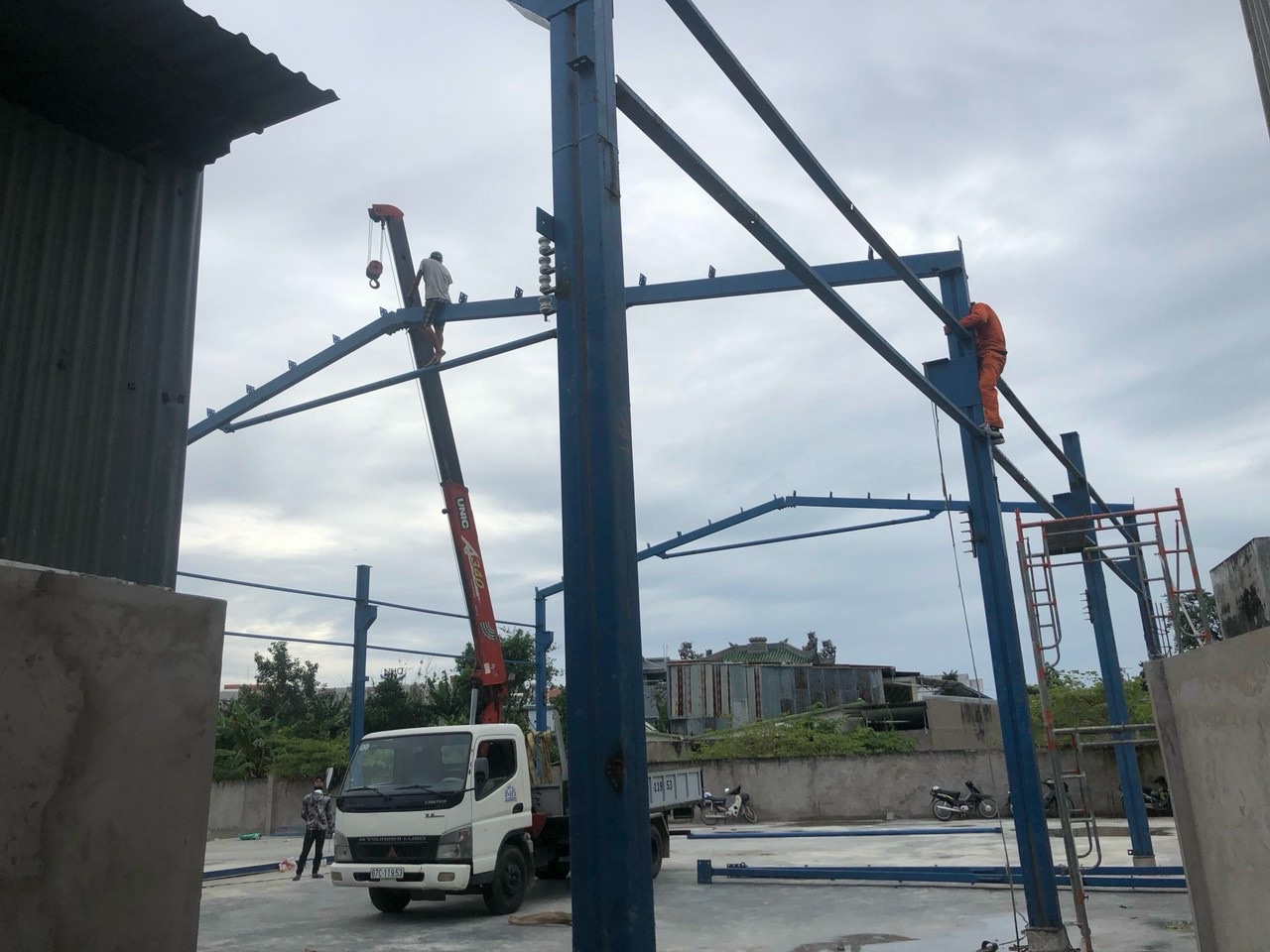 Thi công gara ô tô