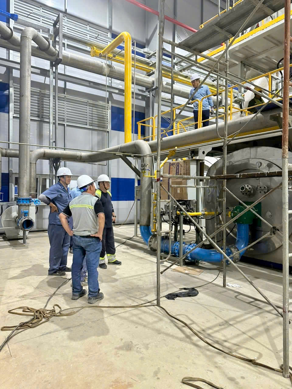 Lắp đặt hệ thống thiết bị đường ống