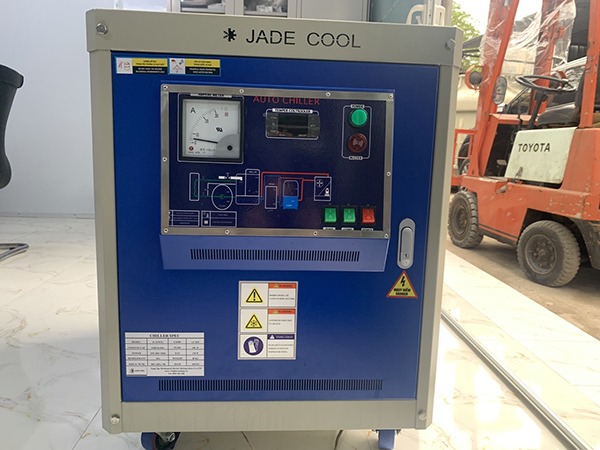 Máy làm lạnh nước JC 1HP - Máy lạnh Chiller Tùng Nga - Công Ty TNHH Cơ Điện Lạnh Tùng Nga