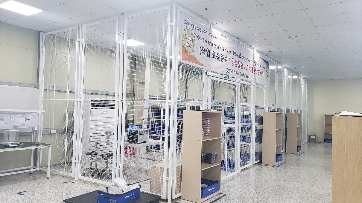 Khung lưới quây kho