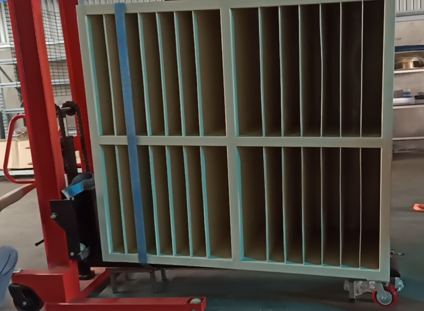 Giá kệ để khuôn