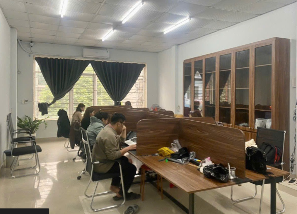 Văn phòng tại Tuyên Quang - Công Ty Cổ Phần Dịch Vụ Viễn Thông DTH