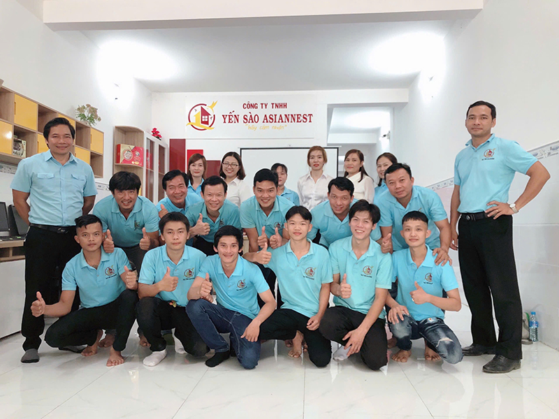 Tập thể nhân viên công ty Yến Sào Asiannest - Yến Sào Asiannest - Công Ty TNHH Yến Sào Asiannest