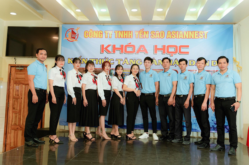 Tập thể lãnh đạo công ty Yến Sào Asiannest - Yến Sào Asiannest - Công Ty TNHH Yến Sào Asiannest