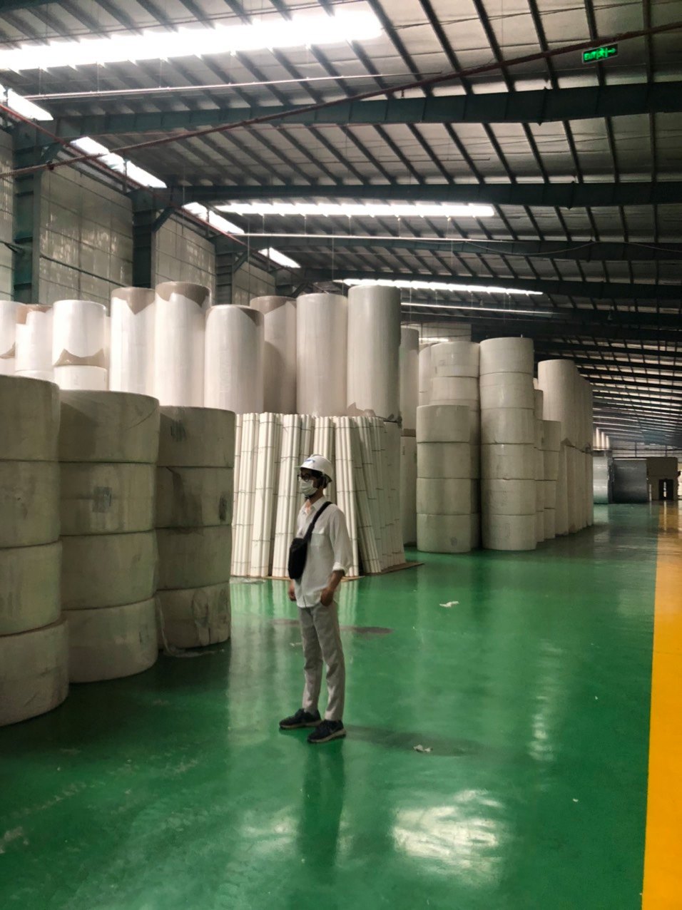 Hình ảnh sản xuất giấy vệ sinh - Giấy Vệ Sinh PGP Việt Nam - Công Ty TNHH PGP Việt Nam