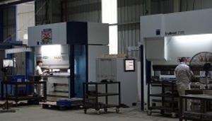 Gia công chấn uốn CNC