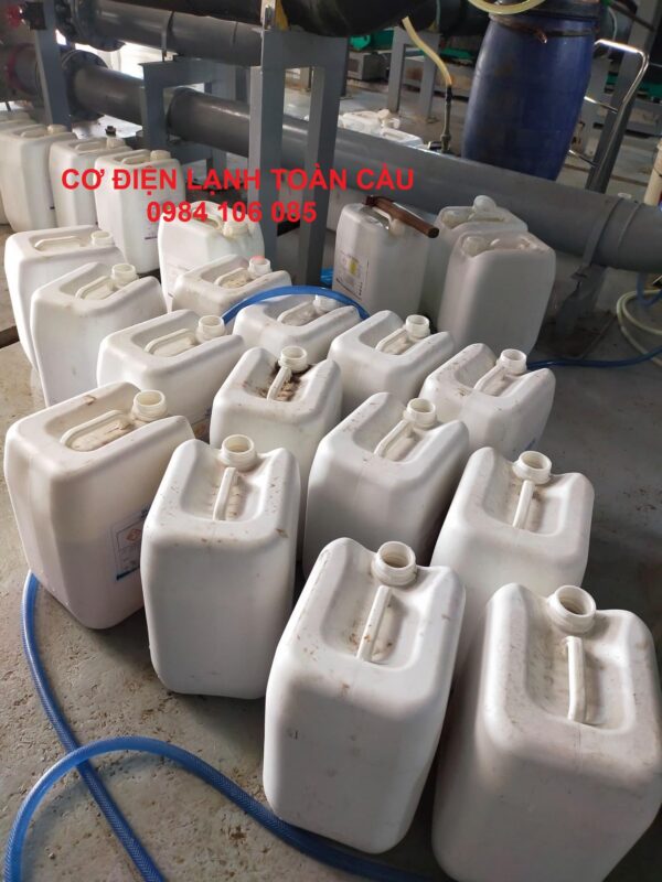 Vệ sinh Chiller - tẩy cáu cặn dàn ngưng/bay hơi